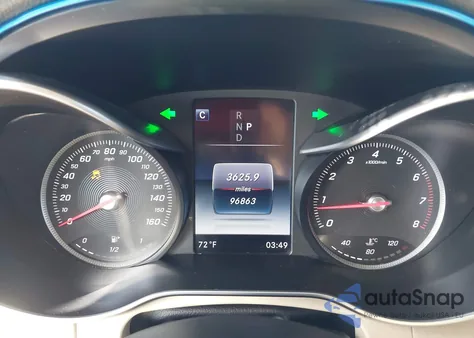 2016 Mercedes-Benz Glc 300 4Matic z USA, uszkodzony, nr VIN WDC0G4KB4GF088411